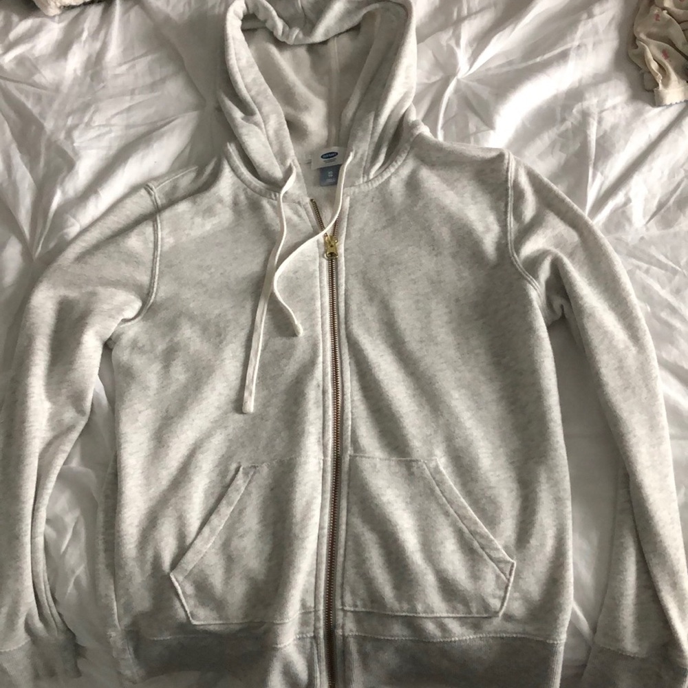 White zip up jacket